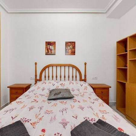 Lovely Apartment Near The Sea Торевьиа Экстерьер фото