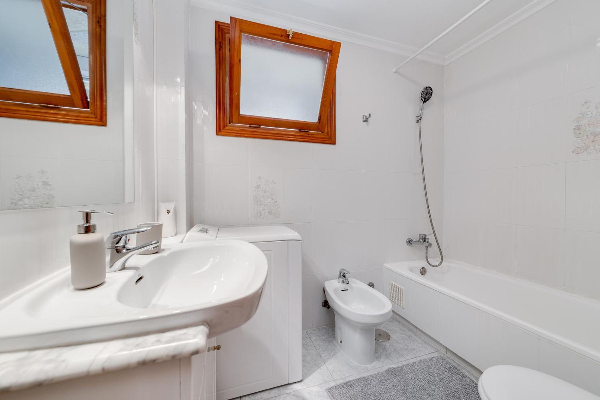 Lovely Apartment Near The Sea Торевьиа Экстерьер фото